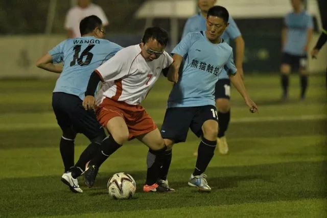 马卡报：皇马续约卡瓦哈尔 合同延续到2026年夏天